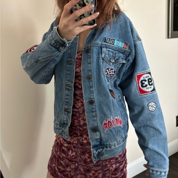 Forever 21 Graphic Patch Denim Jacket Size M - Picture 12 of 12